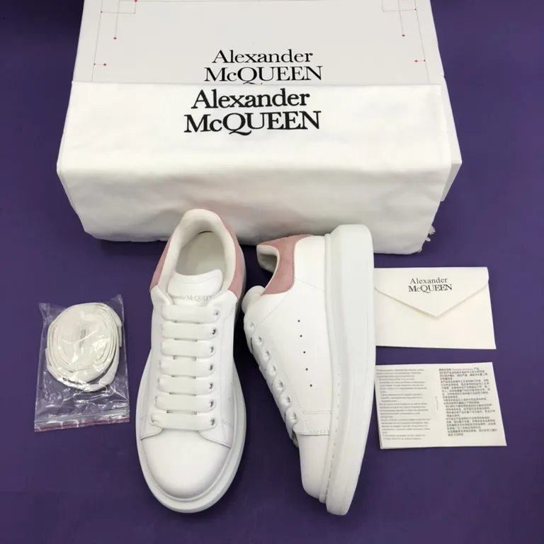 Alexander McQueen Shoe 